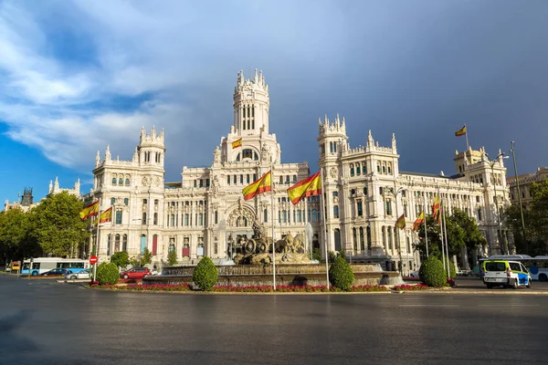 Palacio de Cibeles en Madrid — Foto de Stock