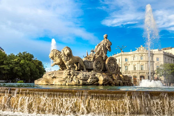 Cibeles fontein in madrid — Stockfoto