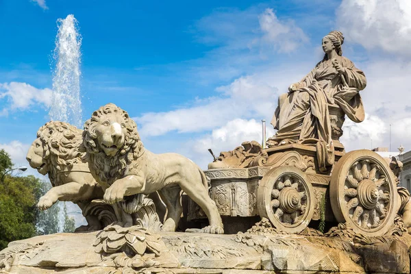 Στο σιντριβάνι Cibeles στη Μαδρίτη — Φωτογραφία Αρχείου