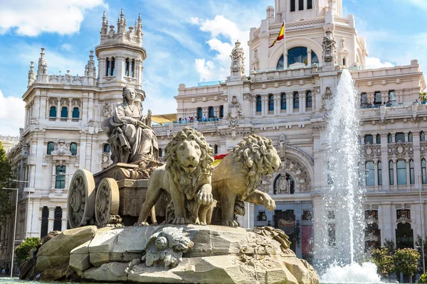 Cibeles-Brunnen in Madrid — Stockfoto