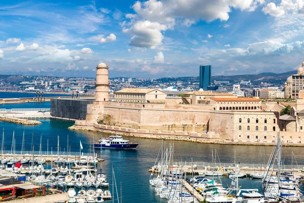 圣让城堡和大教堂 主要和法国马赛老港 — 图库照片