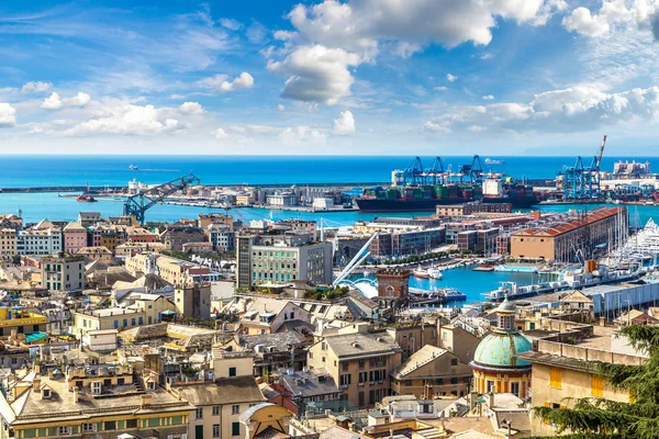 Puerto de Génova en Italia — Foto de Stock