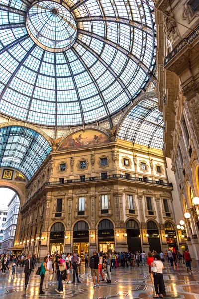 Galleria Vittorio Emanuele II w Mediolanie — Zdjęcie stockowe