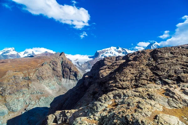 Alpes paisagem montanhosa na Suíça — Fotografia de Stock