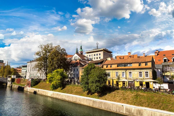 Ljubljana-folyó — Stock Fotó