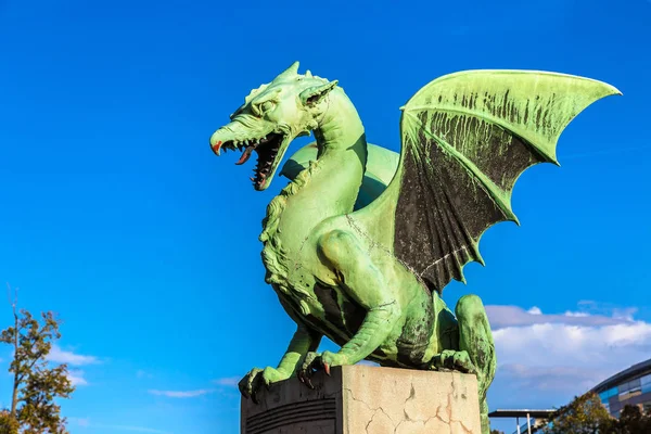 Ponte Dragão em Liubliana — Fotografia de Stock