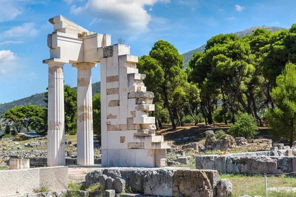 在 Epidavros，希腊废墟 — 图库照片