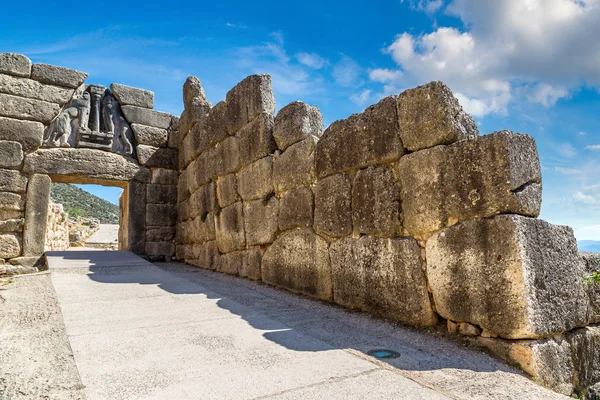 Lion Gate in Mycenae, Greece — Stock Photo, Image