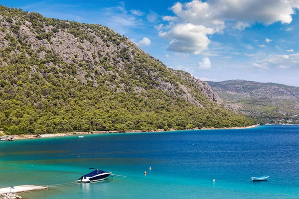 Lago Vouliagmeni Cerca Loutraki Día Verano Grecia —  Fotos de Stock