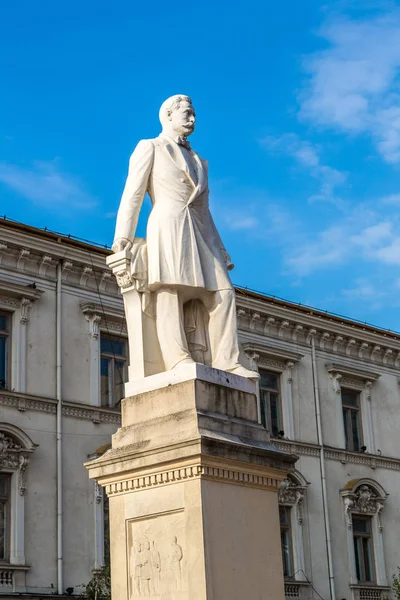 Statue of Spiru Haret in Bucharest — Stock Photo, Image