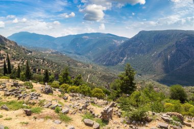 Delphi antik kalıntılar