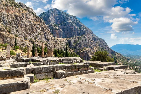 El Templo de Apolo en Delfos — Foto de Stock