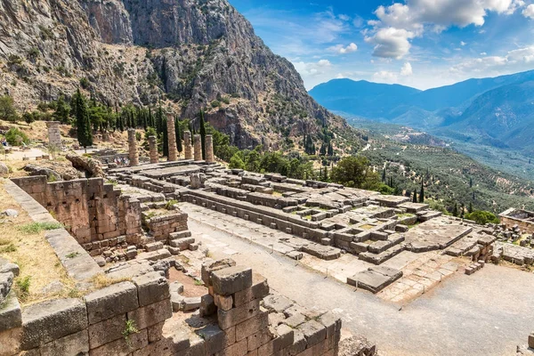 O Templo de Apolo em Delphi — Fotografia de Stock