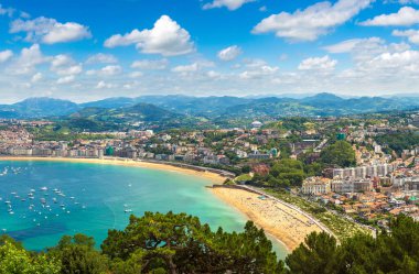 San Sebastian panoramik manzaralı