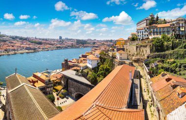 Porto 'nun panoramik görünümü