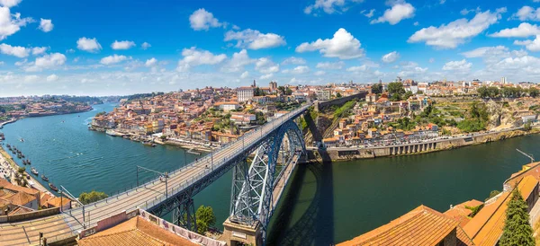 Мост Дома Луиса в Порту — стоковое фото
