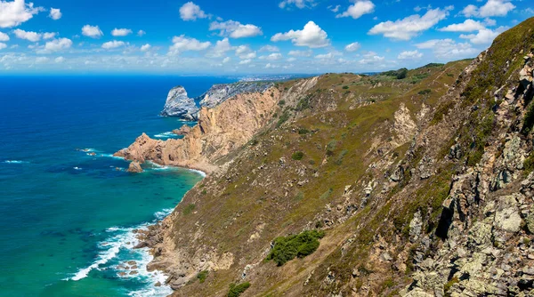 Costa del océano Atlántico en Portugal — Foto de Stock