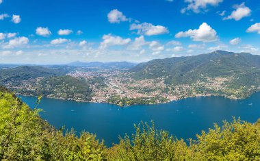 İtalya Como Gölü'nün panoramik görünüm