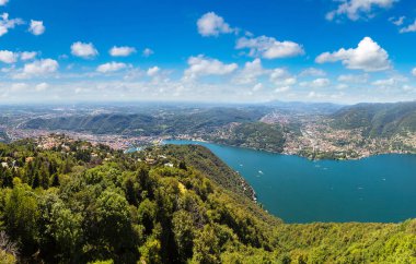 İtalya Como Gölü'nün panoramik görünüm