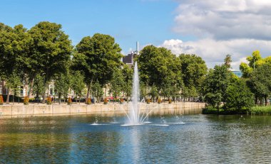Lahey 'deki Binnenhof Sarayı