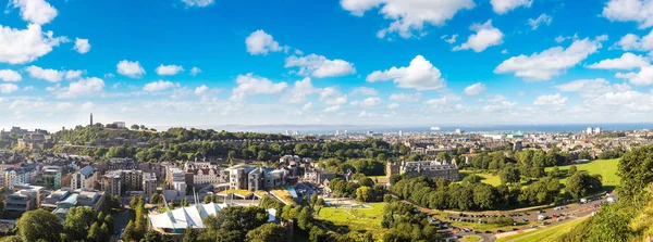 Edinburgh från Arthur's Seat — Stockfoto