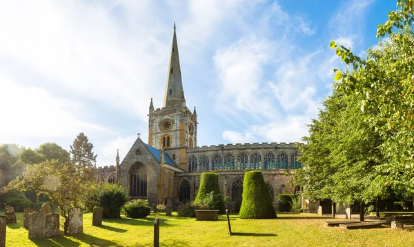 Église Sainte-Trinité à Stratford sur Avon — Photo