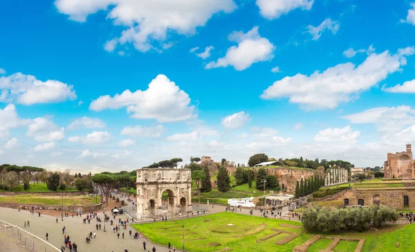 Ancient ruins of Forum in Rome — Stock Photo, Image