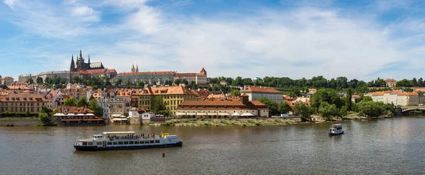 Panoramic view of  Prague — Stock Photo, Image