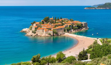 Budva'nın Sveti Stefan Adası