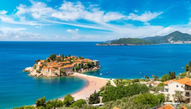 Budva'nın Sveti Stefan Adası