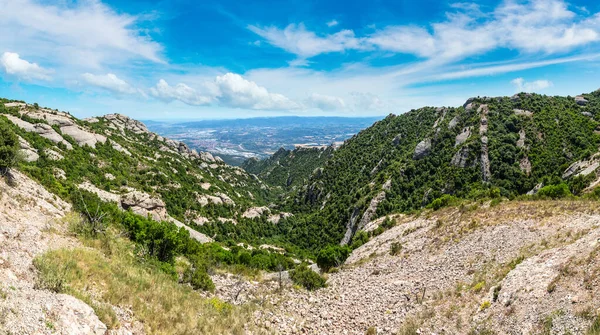 スペインでのモントセラト山 — ストック写真