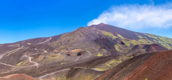 Yanardağı etna Sicilya, İtalya — Stok fotoğraf