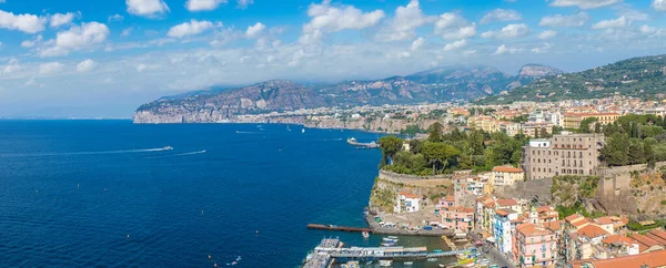Sorrento, a Costa Amalfitana na Itália — Fotografia de Stock