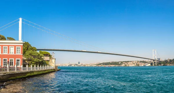 Pont du Bosphore à Istanbul — Photo