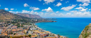 Sicilya, İtalya Cefalu havadan görünümü