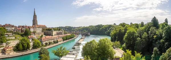 Bern ve nın Munster Katedrali — Stok fotoğraf