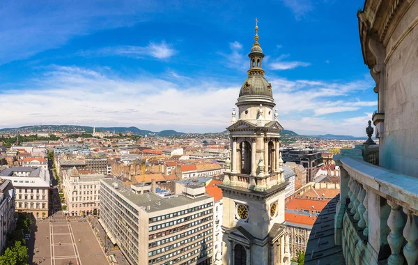 Budapest und st. stephen basilika — Stockfoto