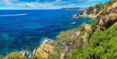 Lloret de Mar i kıyısında.