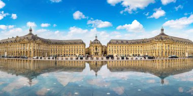 Bordeaux 'da Bourse Meydanı