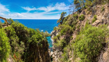 Lloret de Mar i kıyısında.
