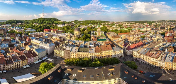 Lviv, Ucrânia, por do sol — Fotografia de Stock