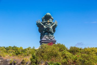 BALI, INDONEZYA - 28 Şubat 2020: Bali, Endonezya 'daki GWK Wisnu Kencana Kültür Parkı