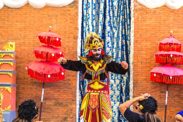 Bali Indonésia Fevereiro 2020 Dança Balinesa Tradicional Realizada Parque Cultural — Fotografia de Stock