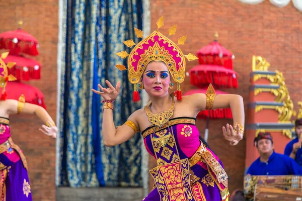 Bali Indonesia February 2020 Traditional Balinese Dance Performed Gwk Garuda — 图库照片