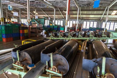 NUWARA ELIYA, SRI LANKA - 15 Şubat 2020: Nuwara Eliya, Sri Lanka Damro Çay Fabrikasının İçi