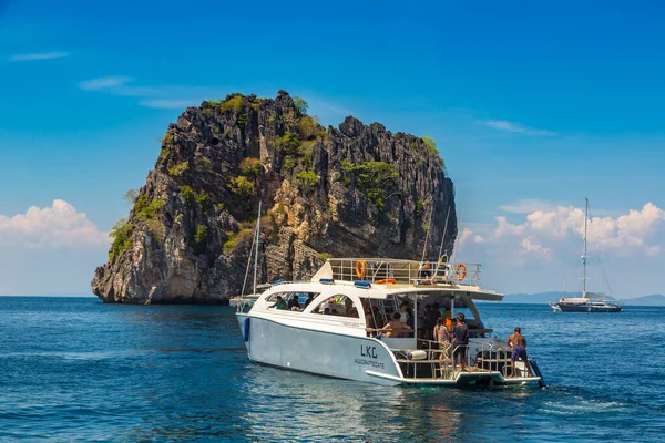 Koh Haa Island Krabi Thaïlande Février 2020 Bateau Vitesse Touristes — Photo