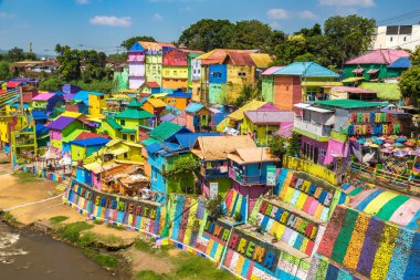 MALANG, INDONEZYA - 27 Şubat 2020: Malang, Doğu Java, Endonezya 'da Renkli Jodipan Köyü (Kampung Warna Warni) Görünümü