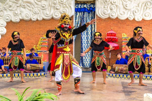 Bali Indonésia Fevereiro 2020 Dança Balinesa Tradicional Realizada Parque Cultural — Fotografia de Stock