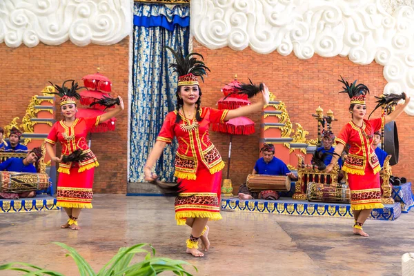 Bali Indonésie Février 2020 Danse Balinaise Traditionnelle Dans Parc Culturel — Photo