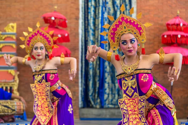 Bali Indonesia Febrero 2020 Danza Tradicional Balinesa Parque Cultural Gwk — Foto de Stock